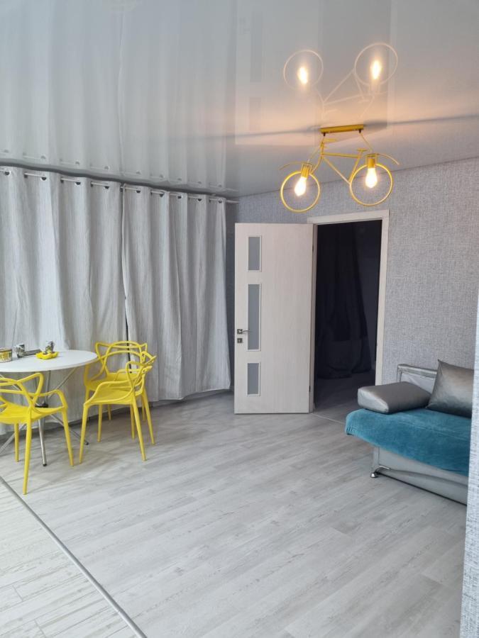 Амстердам Apartment Kremenchuk Luaran gambar