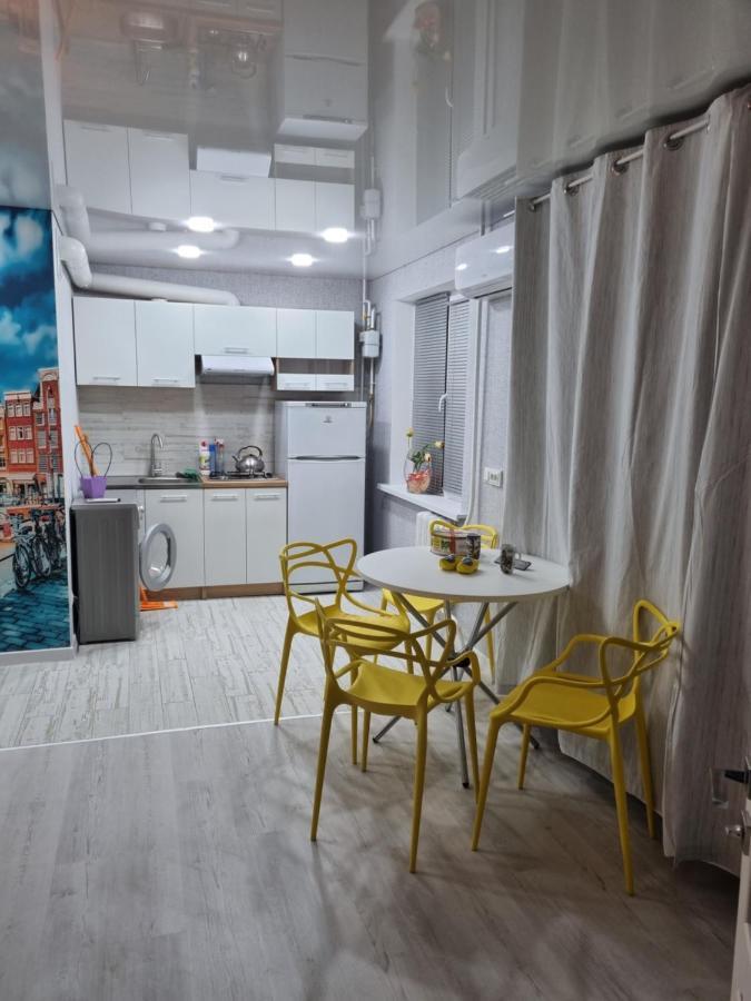 Амстердам Apartment Kremenchuk Luaran gambar
