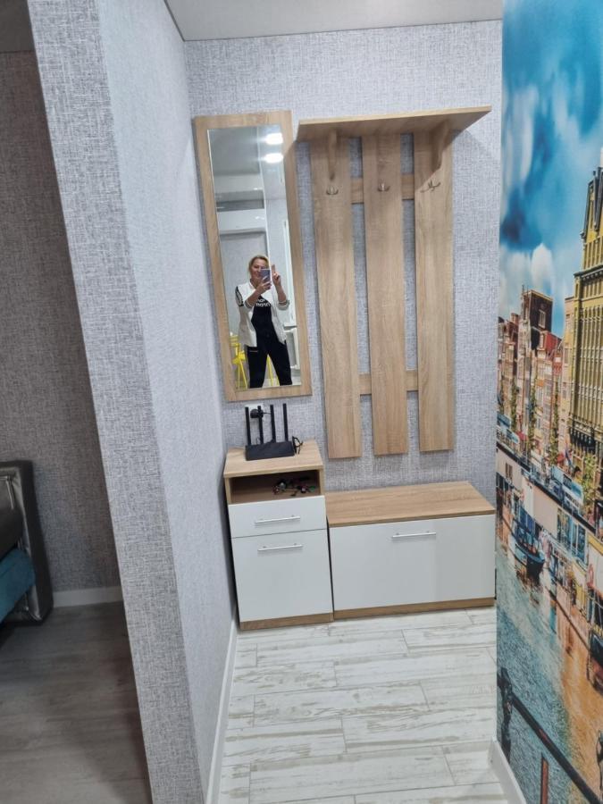 Амстердам Apartment Kremenchuk Luaran gambar
