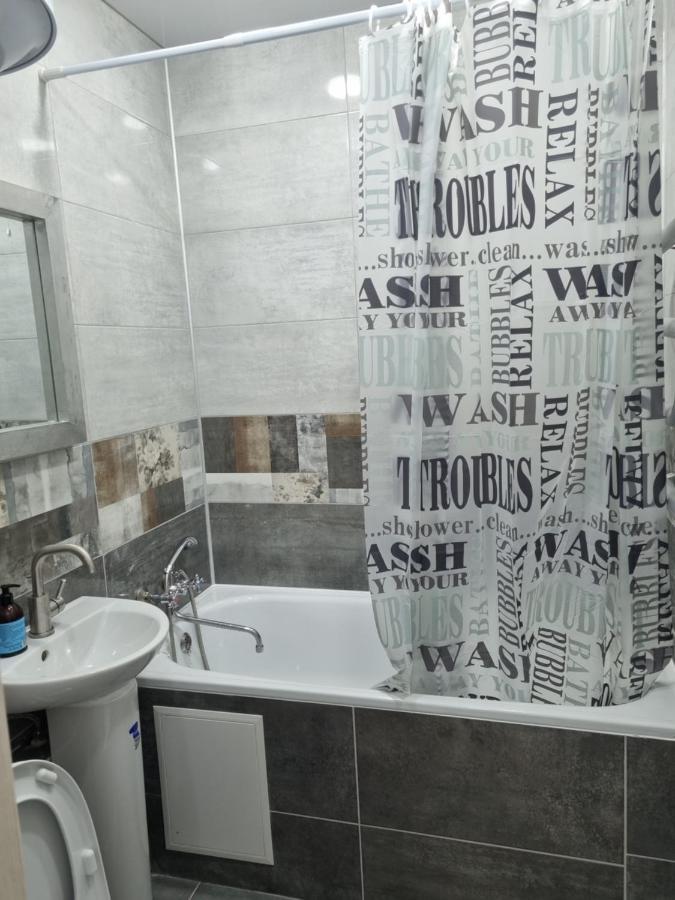 Амстердам Apartment Kremenchuk Luaran gambar