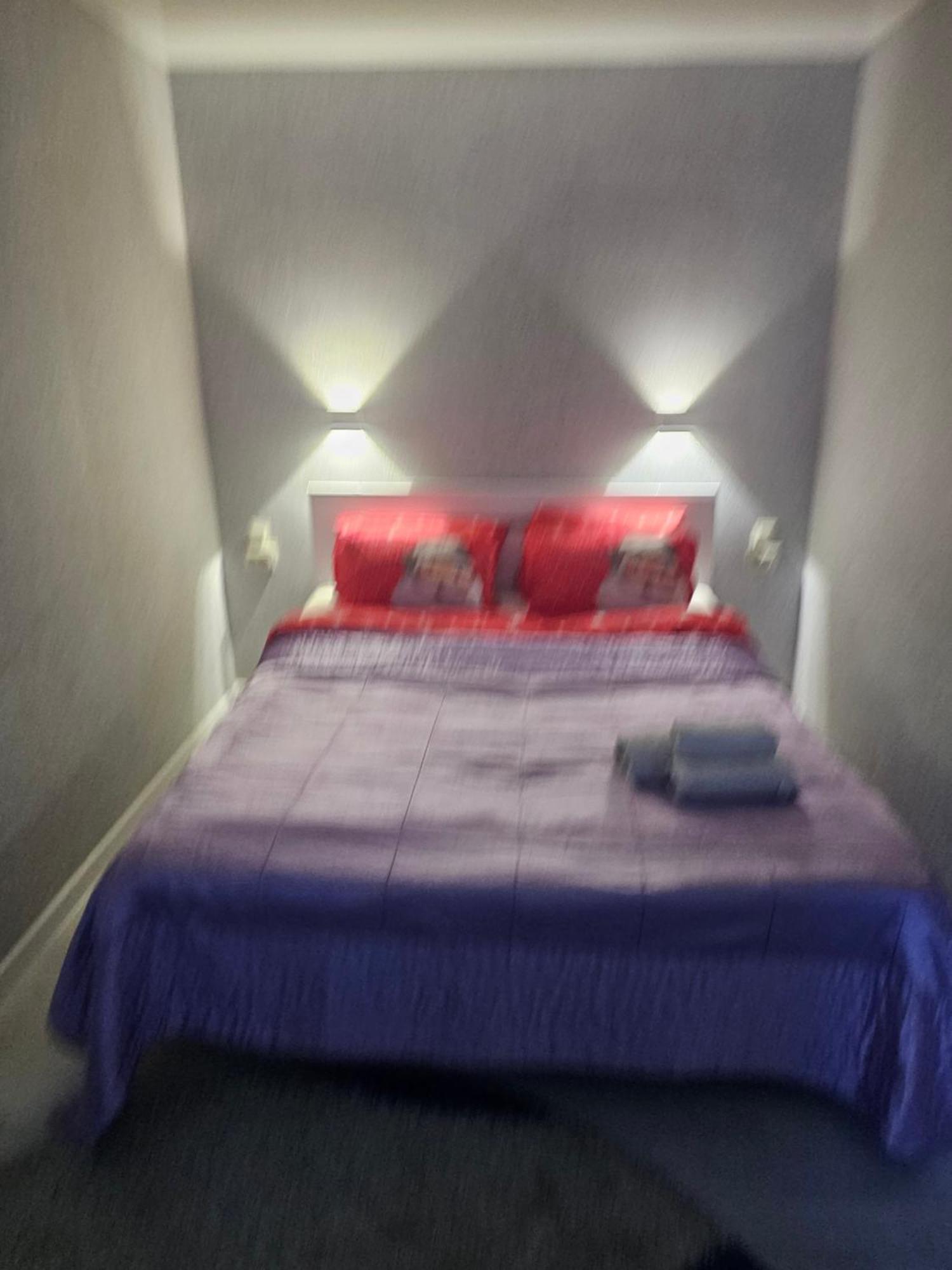 Амстердам Apartment Kremenchuk Luaran gambar